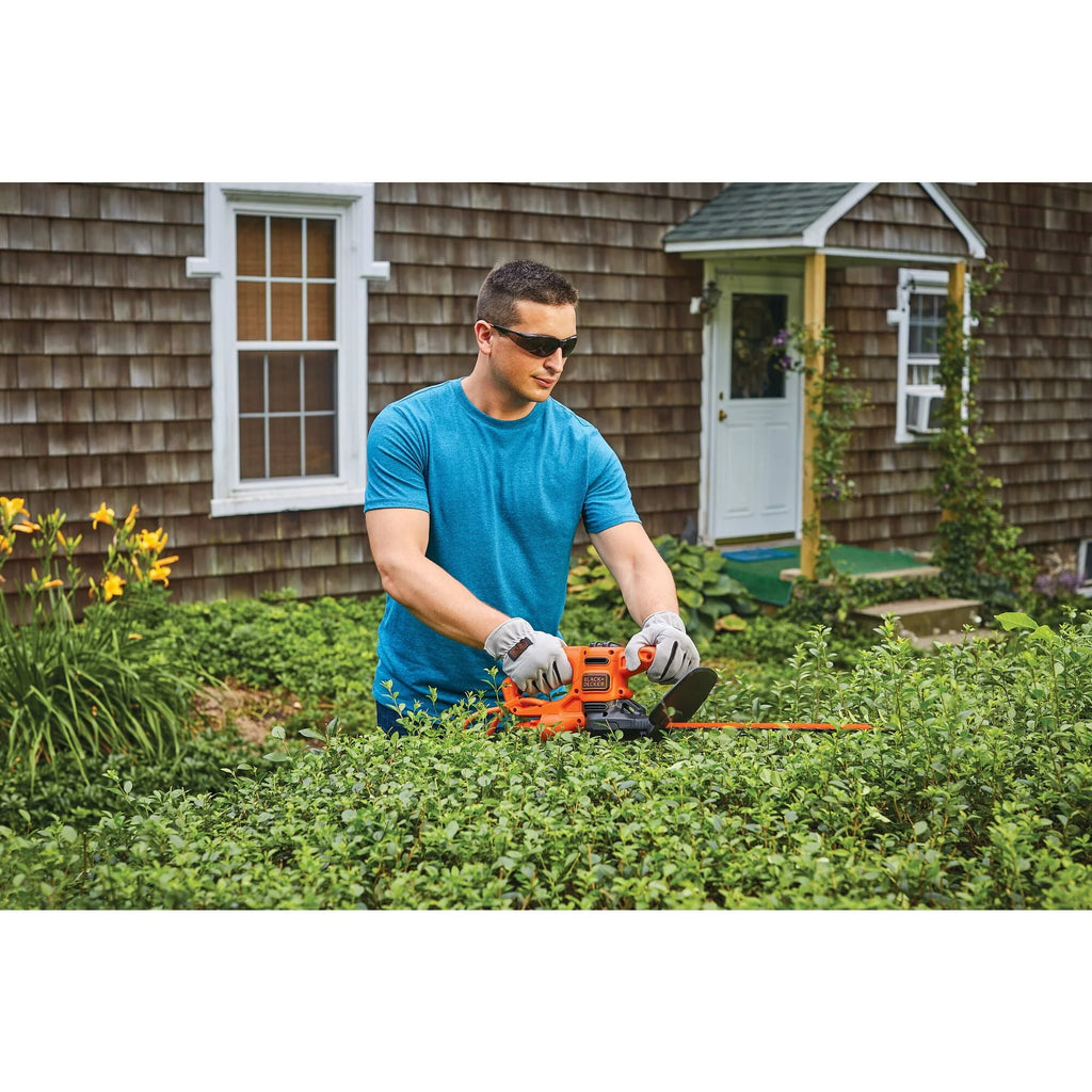 17-inch Electric Hedge Trimmer U21209