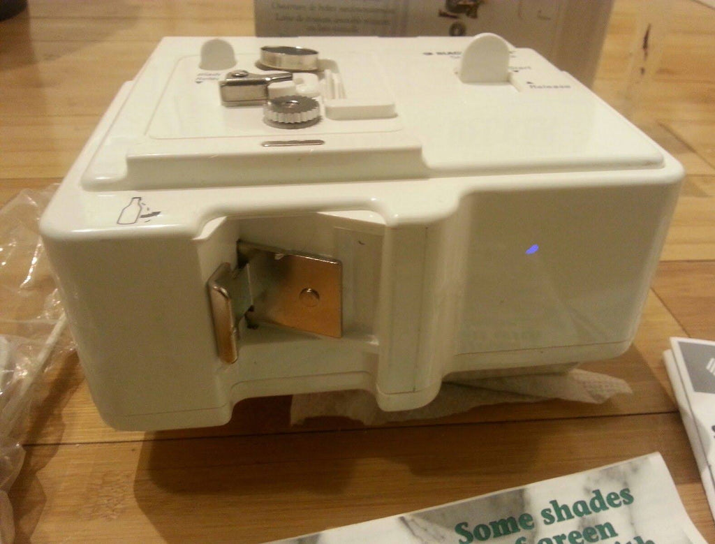 Under Cabinet Electric Can Opener I91609