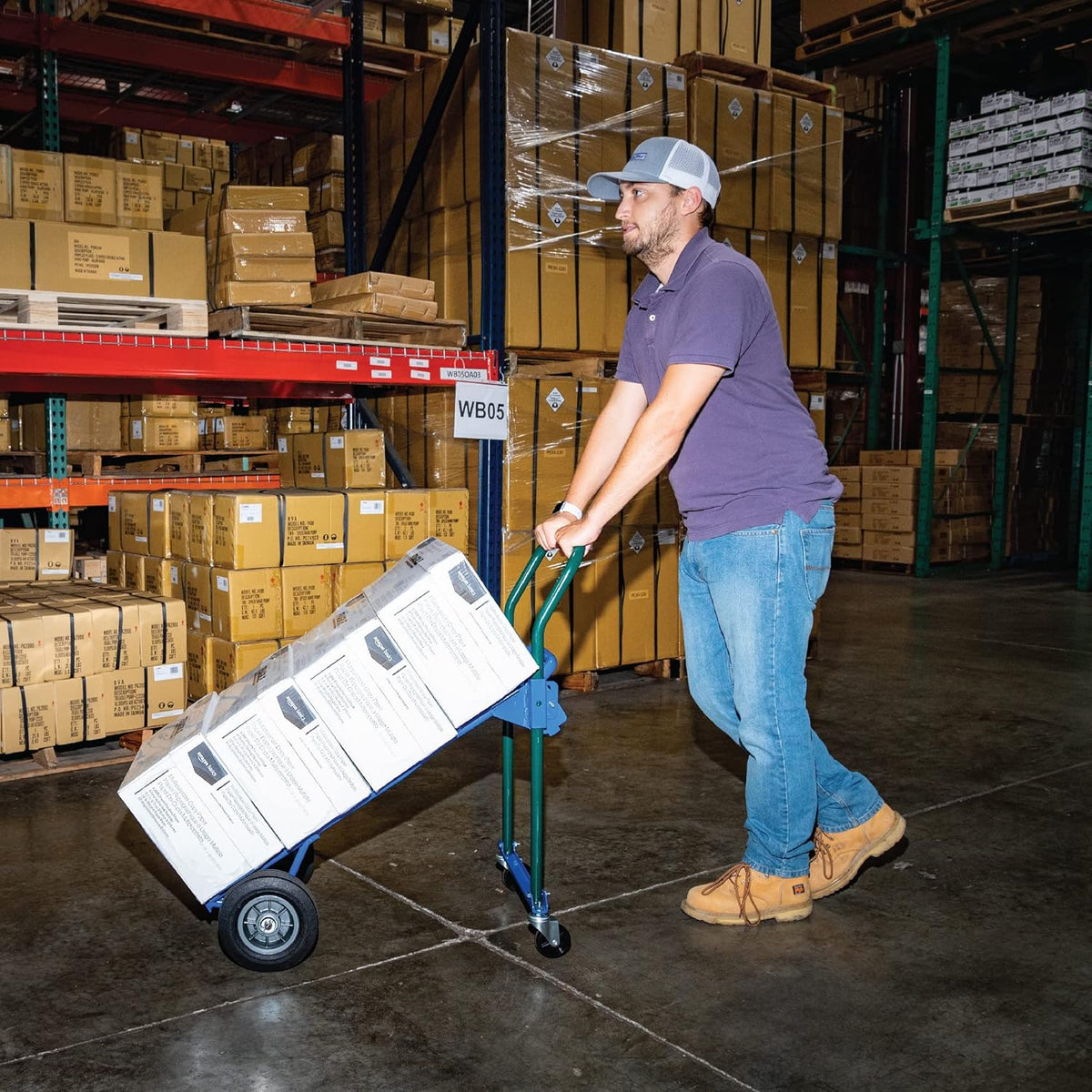 800 lbs Quick Latch Hand Truck G958692