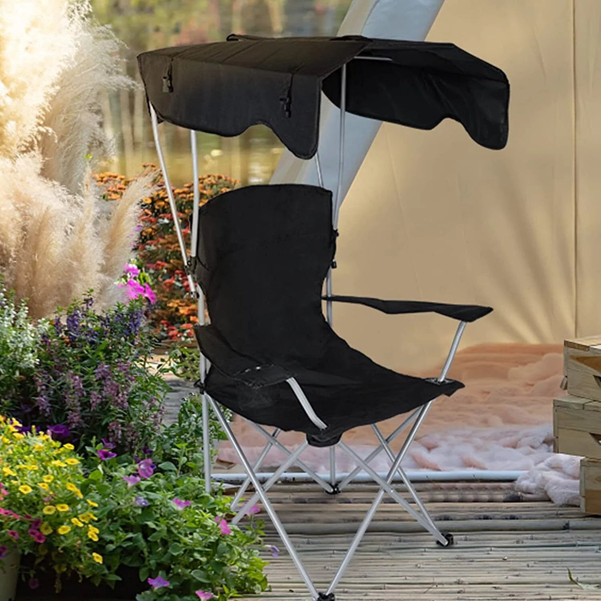 Black Canopy Lounge Chair with Cup Holder E446393