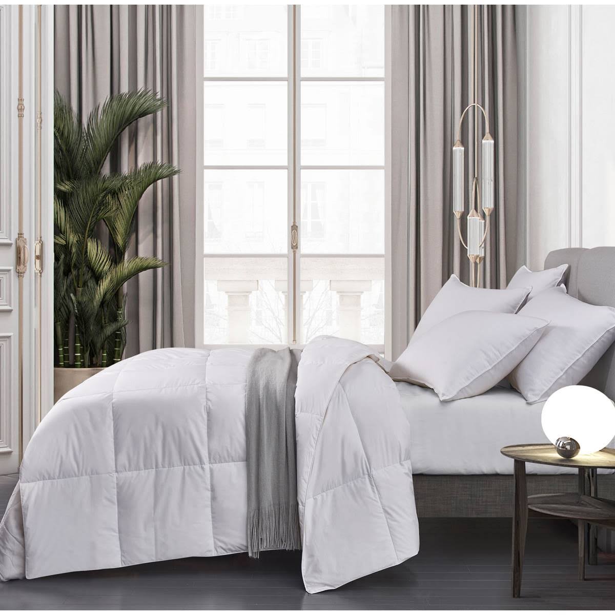 White Down Fiber Comforter Full/Queen X97866