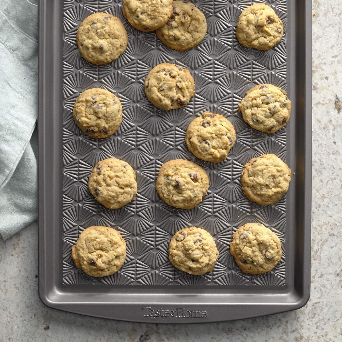 17 x 11 inch Non-Stick Metal Baking Sheet Z353529