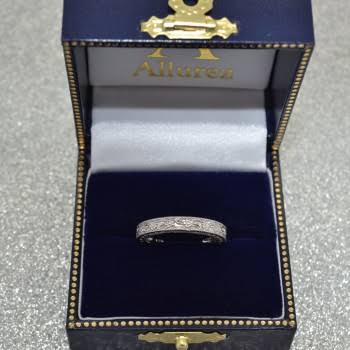 14K White Gold Carved Floral Wedding Band P71864