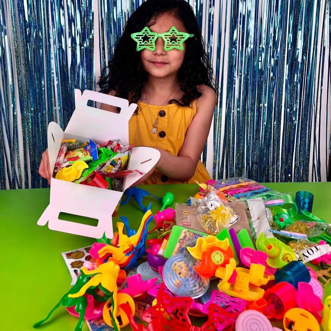 200 Pcs Party Favors M55707