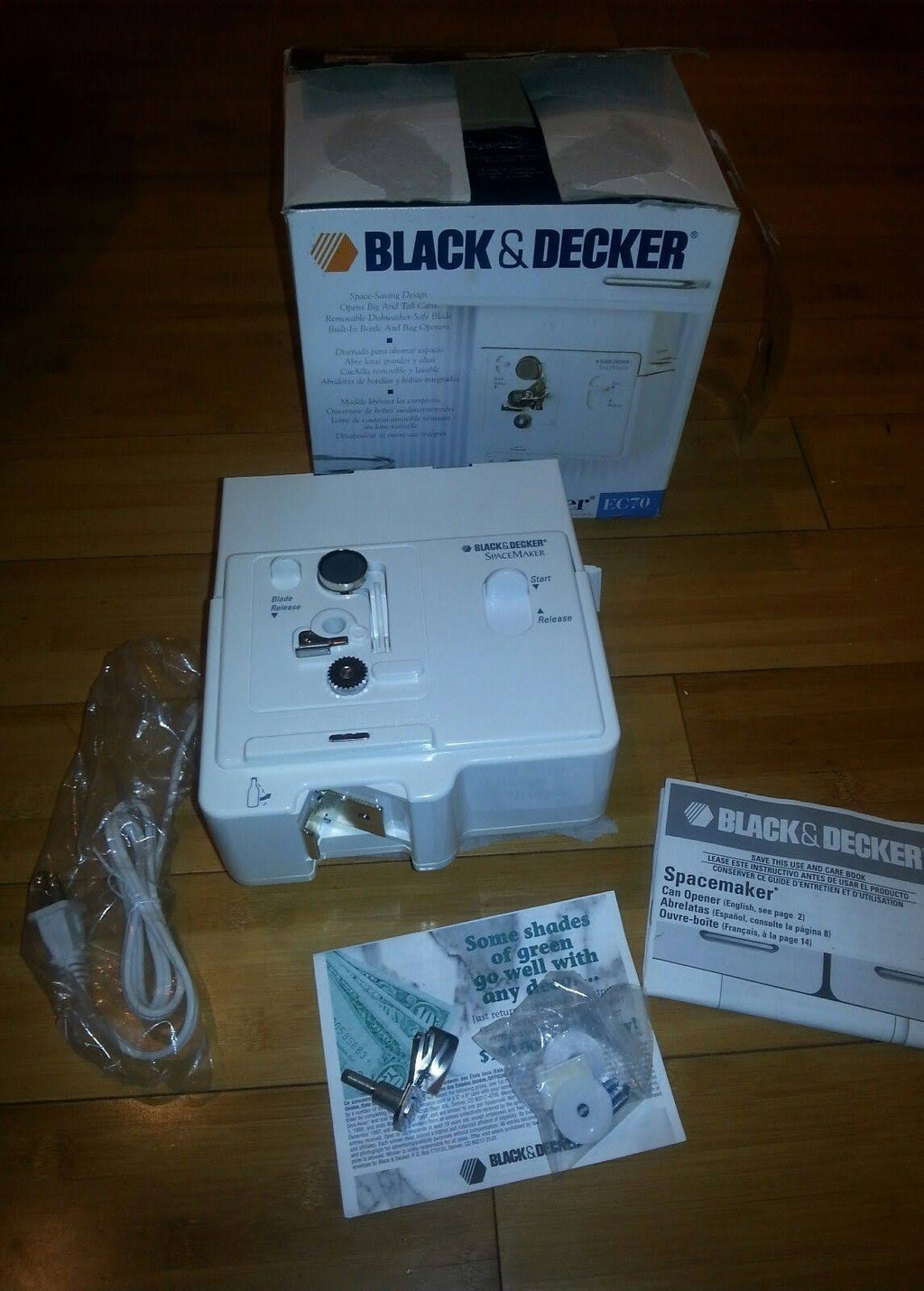 Under Cabinet Electric Can Opener I91609