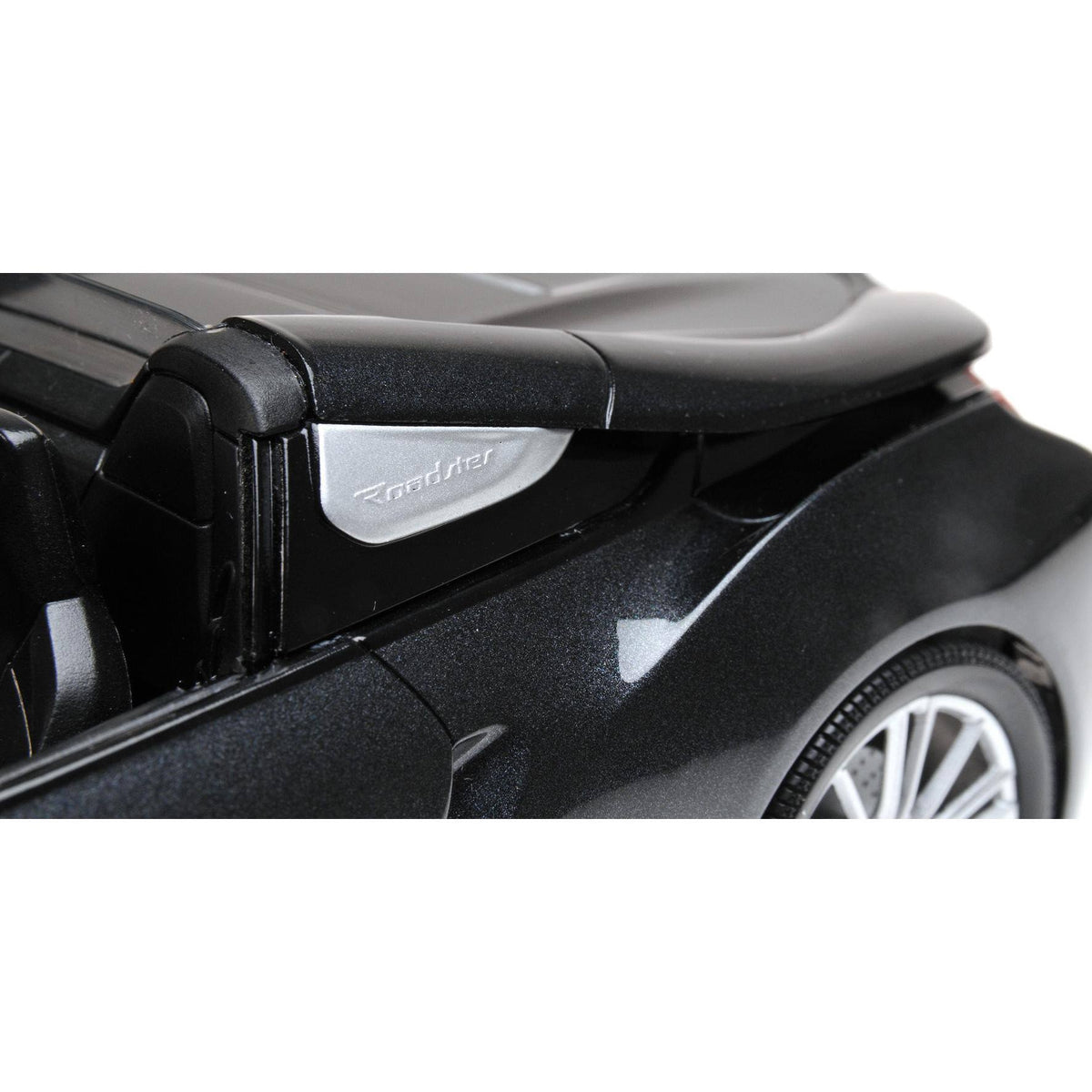 Dark Gray Metallic 1/18 Diecast Model Car K731