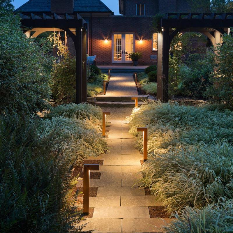 Hematite Landscape Path Light M661