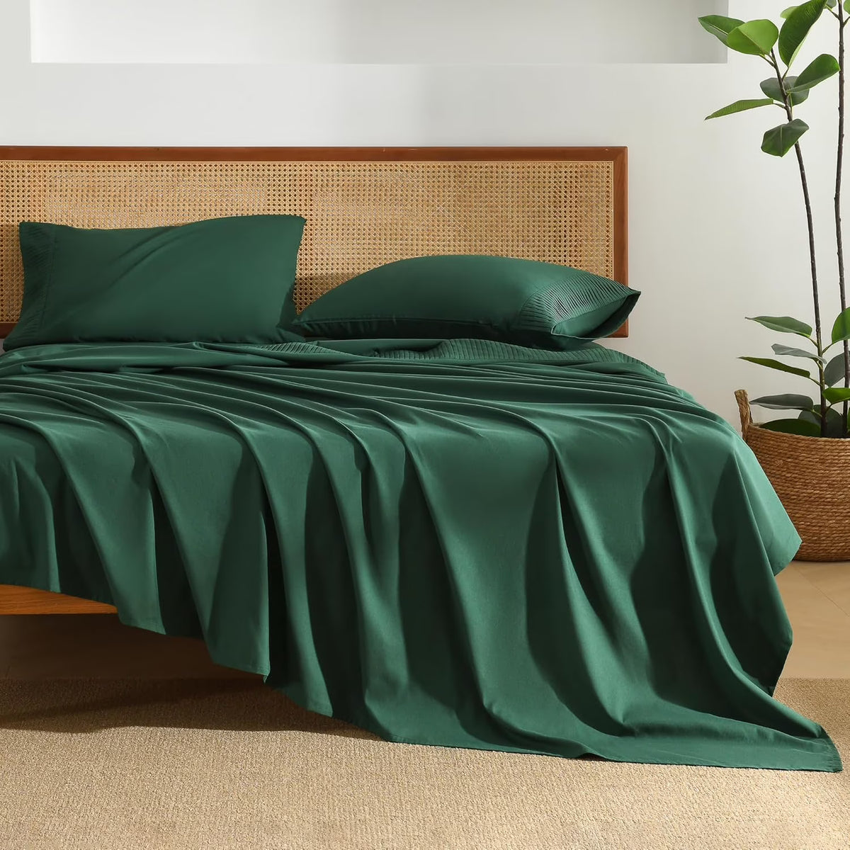 Emerald Green Microfiber Sheet Set California King 4 Pieces Deep Pocket S305